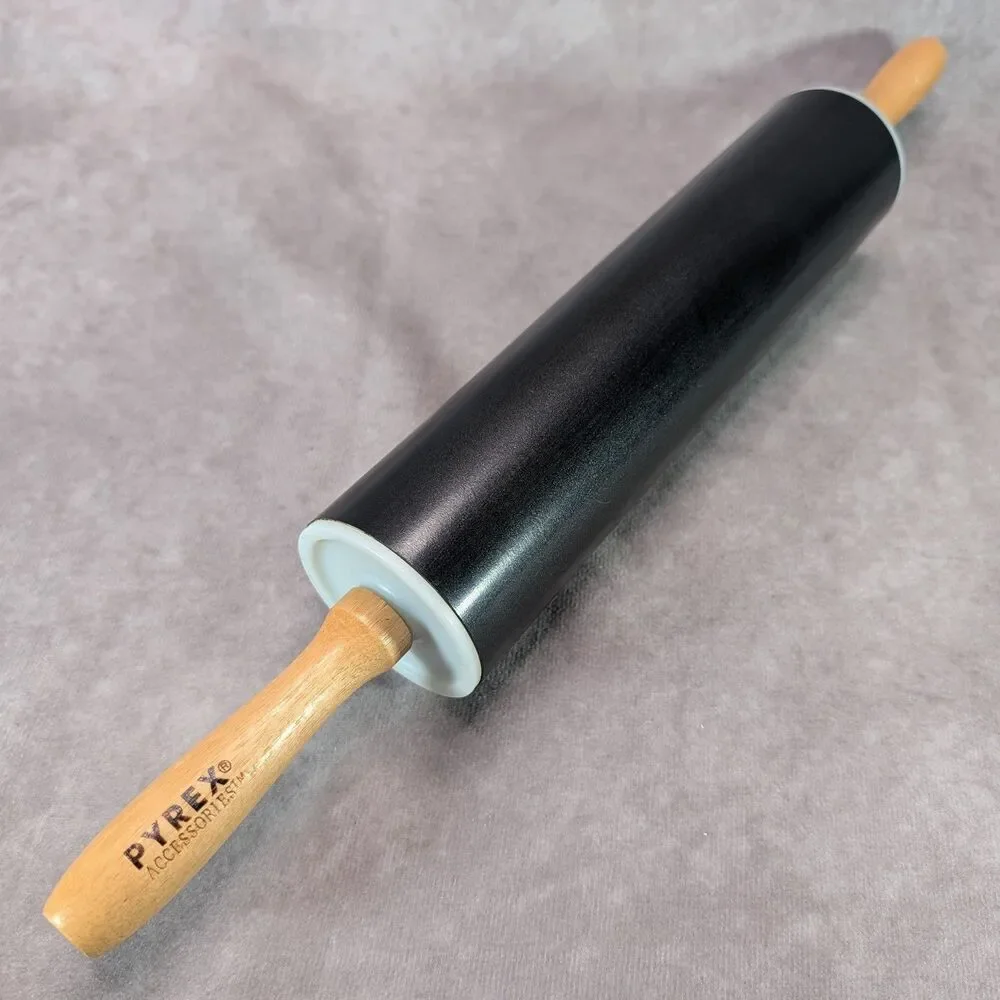 Vintage Pyrex Accessories Black Non Stick Metal Rolling Pin Wood Handles 18 Inch